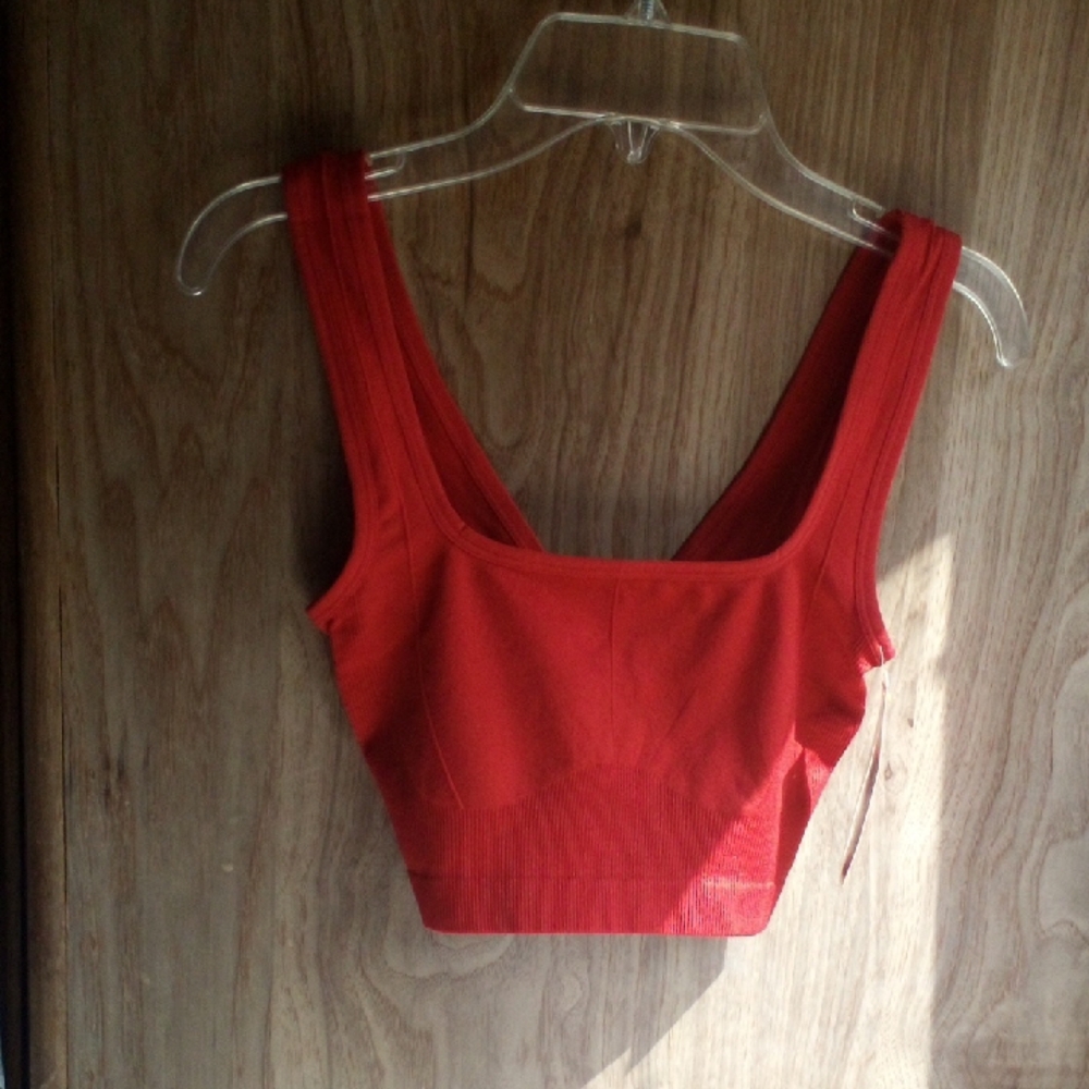 Colsie Red Tank Top - Picture 2 of 8